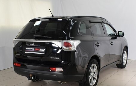 Mitsubishi Outlander III рестайлинг 3, 2012 год, 1 623 999 рублей, 4 фотография