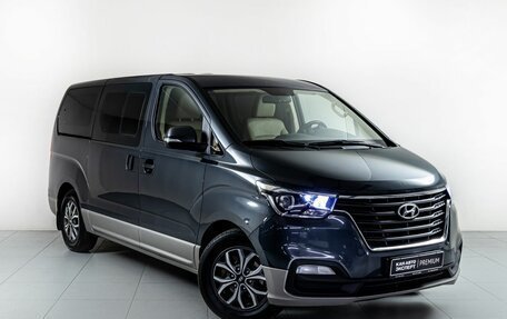 Hyundai H-1 II рестайлинг, 2020 год, 3 700 000 рублей, 3 фотография