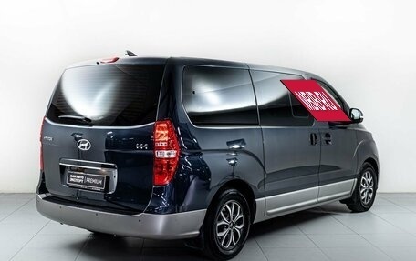 Hyundai H-1 II рестайлинг, 2020 год, 3 700 000 рублей, 4 фотография