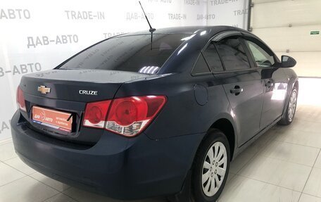 Chevrolet Cruze II, 2010 год, 640 000 рублей, 5 фотография