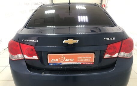 Chevrolet Cruze II, 2010 год, 640 000 рублей, 6 фотография