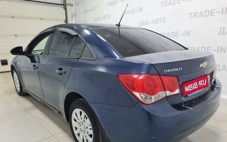 Chevrolet Cruze II, 2010 год, 640 000 рублей, 14 фотография