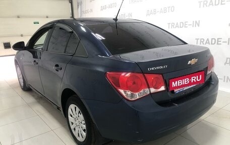 Chevrolet Cruze II, 2010 год, 640 000 рублей, 7 фотография