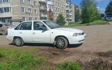 Daewoo Nexia I рестайлинг, 1997 год, 110 000 рублей, 3 фотография