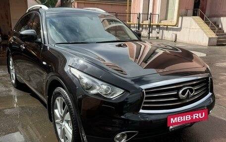 Infiniti FX II, 2012 год, 2 550 000 рублей, 4 фотография