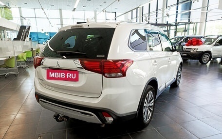 Mitsubishi Outlander III рестайлинг 3, 2020 год, 5 фотография