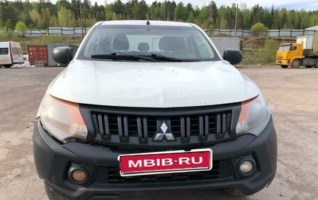 Mitsubishi L200 IV рестайлинг, 2016 год, 1 399 000 рублей, 1 фотография