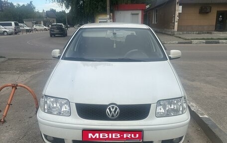 Volkswagen Polo III рестайлинг, 2001 год, 400 000 рублей, 1 фотография