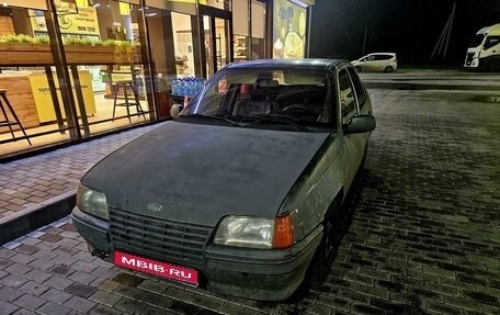 Opel Kadett E рестайлинг, 1986 год, 62 000 рублей, 1 фотография