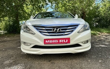 Hyundai Sonata VI, 2011 год, 1 фотография