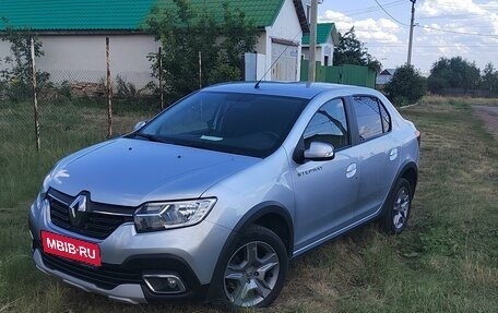 Renault Logan II, 2021 год, 1 299 000 рублей, 1 фотография