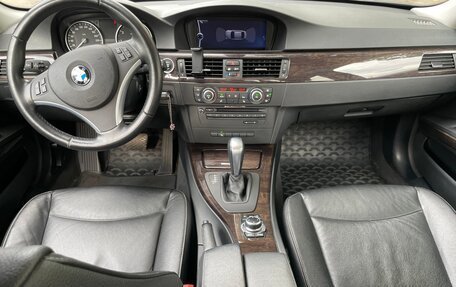 BMW 3 серия, 2011 год, 1 600 000 рублей, 13 фотография