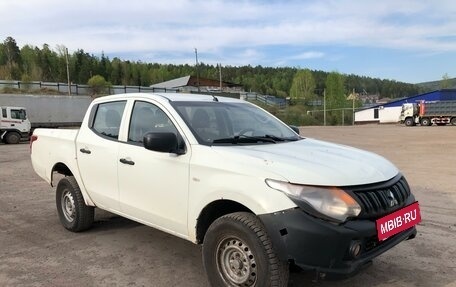 Mitsubishi L200 IV рестайлинг, 2016 год, 1 399 000 рублей, 5 фотография