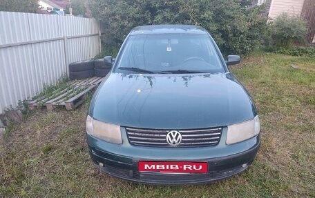 Volkswagen Passat B5+ рестайлинг, 1997 год, 300 000 рублей, 1 фотография