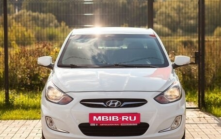 Hyundai Solaris II рестайлинг, 2012 год, 975 000 рублей, 2 фотография