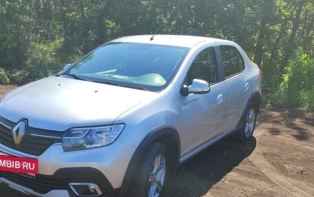 Renault Logan II, 2021 год, 1 299 000 рублей, 2 фотография