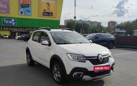 Renault Sandero II рестайлинг, 2019 год, 1 350 000 рублей, 2 фотография