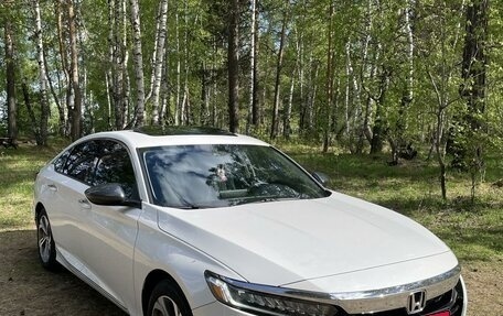 Honda Accord IX рестайлинг, 2018 год, 2 700 000 рублей, 2 фотография