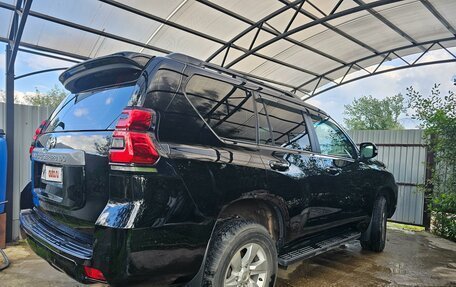 Toyota Land Cruiser Prado 150 рестайлинг 2, 2021 год, 5 800 000 рублей, 4 фотография