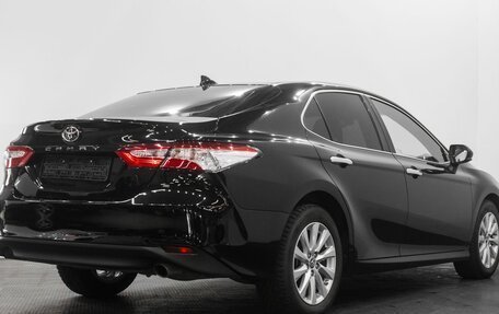 Toyota Camry, 2019 год, 3 139 000 рублей, 2 фотография