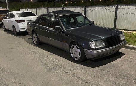 Mercedes-Benz E-Класс, 1994 год, 360 000 рублей, 1 фотография