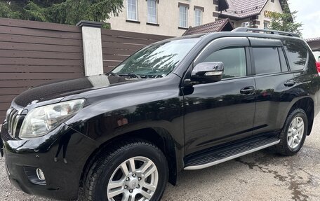 Toyota Land Cruiser Prado 150 рестайлинг 2, 2011 год, 3 450 000 рублей, 1 фотография