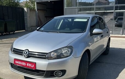 Volkswagen Golf VI, 2009 год, 900 000 рублей, 1 фотография