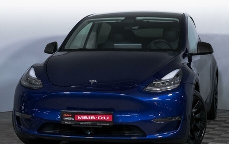 Tesla Model Y I, 2021 год, 3 900 000 рублей, 1 фотография