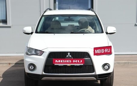 Mitsubishi Outlander III рестайлинг 3, 2011 год, 1 099 000 рублей, 2 фотография