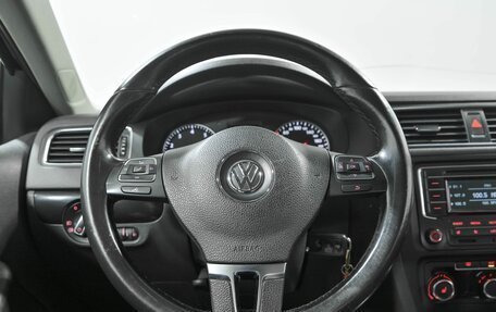 Volkswagen Jetta VI, 2013 год, 895 070 рублей, 8 фотография