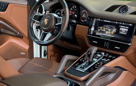 Porsche Cayenne III, 2020 год, 10 990 000 рублей, 28 фотография