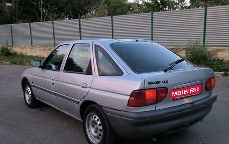 Ford Escort V, 1992 год, 180 000 рублей, 13 фотография