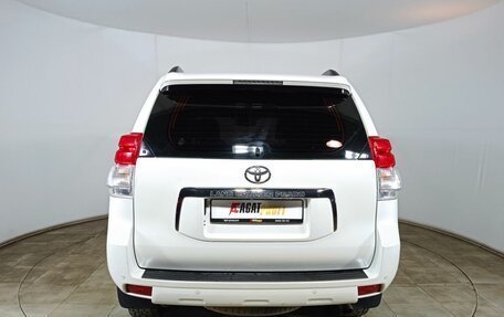 Toyota Land Cruiser Prado 150 рестайлинг 2, 2013 год, 3 199 000 рублей, 6 фотография