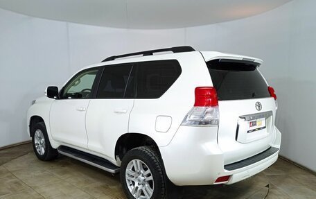 Toyota Land Cruiser Prado 150 рестайлинг 2, 2013 год, 3 199 000 рублей, 7 фотография