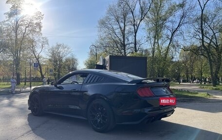 Ford Mustang VI рестайлинг, 2019 год, 2 800 000 рублей, 5 фотография