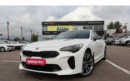 KIA Stinger I, 2018 год, 2 930 000 рублей, 1 фотография