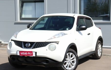 Nissan Juke II, 2013 год, 1 350 000 рублей, 1 фотография