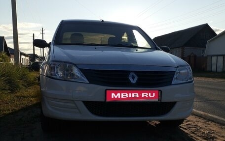 Renault Logan I, 2013 год, 375 000 рублей, 2 фотография