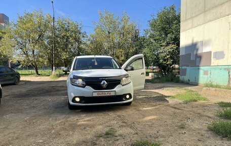 Renault Logan II, 2018 год, 715 000 рублей, 2 фотография