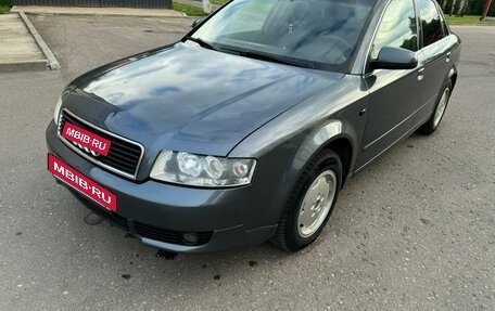 Audi A4, 2003 год, 8 фотография