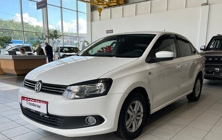 Volkswagen Polo VI (EU Market), 2013 год, 599 000 рублей, 1 фотография