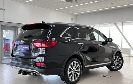 KIA Sorento III Prime рестайлинг, 2018 год, 3 380 000 рублей, 2 фотография