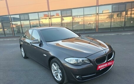 BMW 5 серия, 2011 год, 1 850 000 рублей, 4 фотография