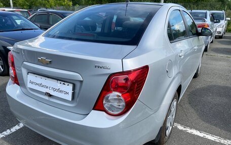 Chevrolet Aveo III, 2013 год, 2 фотография