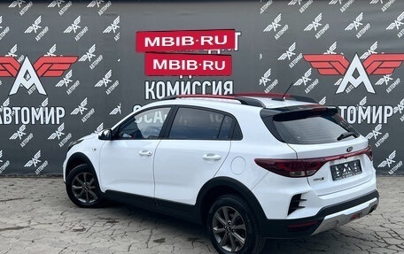 KIA Rio IV, 2021 год, 1 650 000 рублей, 6 фотография