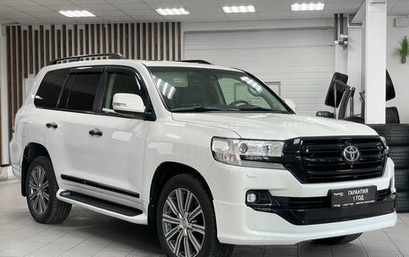 Toyota Land Cruiser 200, 2016 год, 6 450 000 рублей, 3 фотография