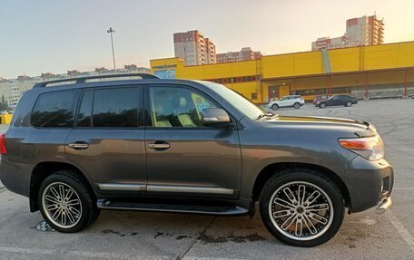 Toyota Land Cruiser 200, 2014 год, 4 200 000 рублей, 6 фотография