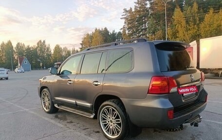 Toyota Land Cruiser 200, 2014 год, 4 200 000 рублей, 7 фотография