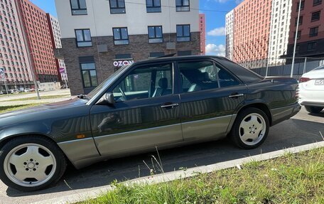 Mercedes-Benz E-Класс, 1994 год, 360 000 рублей, 8 фотография