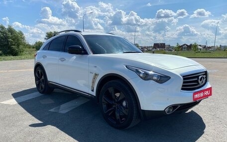 Infiniti QX70, 2014 год, 3 000 000 рублей, 3 фотография